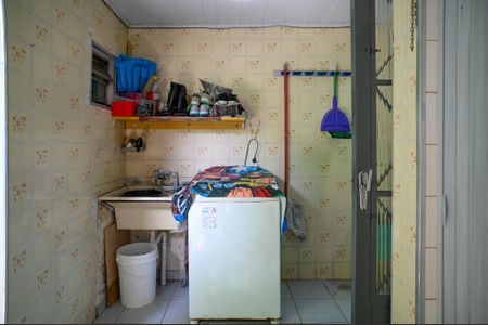 Casa à venda com 125m², 3 quartos e 2 vagas Casa à venda com 125m², 3 quartos e 2 vagasÁrea de Serviço - Casa 2