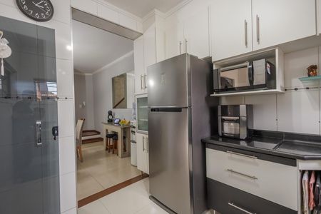 Casa para alugar com 256m², 4 quartos e 3 vagas Casa para alugar com 256m², 4 quartos e 3 vagasCozinha
