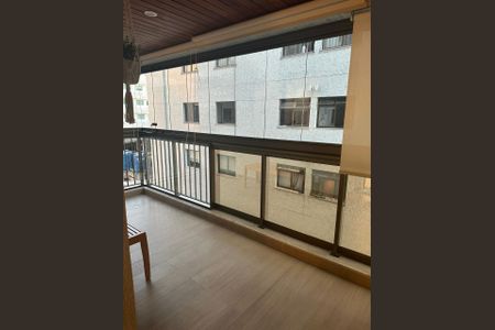 Apartamento à venda com 118m², 3 quartos e 2 vagas