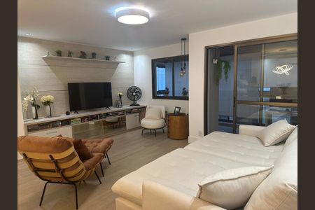 Apartamento à venda com 118m², 3 quartos e 2 vagas