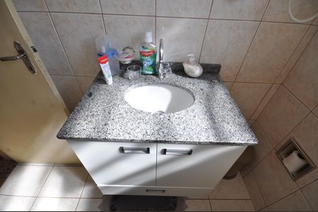 Casa à venda com 125m², 3 quartos e 2 vagasBanheiro social