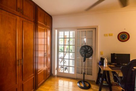 Casa de condomínio à venda com 400m², 3 quartos e 4 vagasSuíte 3