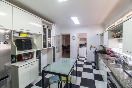 Casa de condomínio à venda com 400m², 3 quartos e 4 vagasCozinha