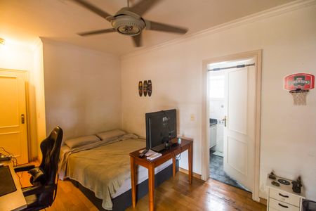 Casa de condomínio à venda com 400m², 3 quartos e 4 vagasSuíte 3