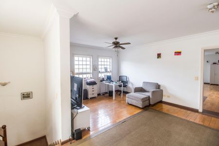 Casa de condomínio à venda com 400m², 3 quartos e 4 vagasEscritório