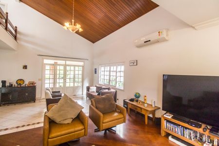 Casa de condomínio à venda com 400m², 3 quartos e 4 vagasSala