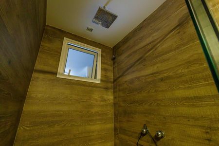 Casa de condomínio à venda com 444m², 5 quartos e 7 vagas Casa de condomínio à venda com 444m², 5 quartos e 7 vagasBanheiro Social