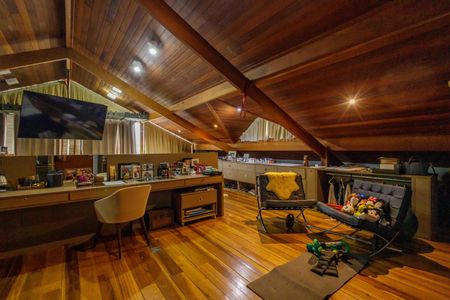 Casa de condomínio à venda com 444m², 5 quartos e 7 vagas Casa de condomínio à venda com 444m², 5 quartos e 7 vagasSuíte 1