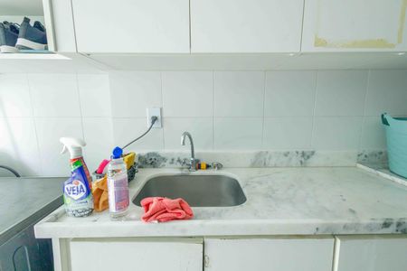 Casa de condomínio à venda com 444m², 5 quartos e 7 vagas Casa de condomínio à venda com 444m², 5 quartos e 7 vagasÁrea de Serviço