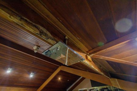 Casa de condomínio à venda com 444m², 5 quartos e 7 vagas Casa de condomínio à venda com 444m², 5 quartos e 7 vagasBanheiro da Suíte 1