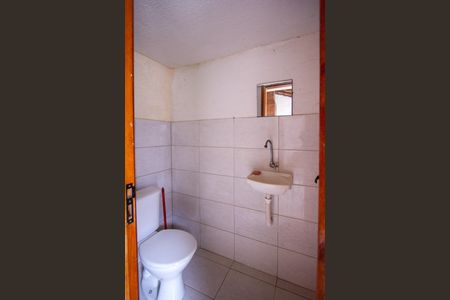 Casa à venda com 92m², 3 quartos e 2 vagas Casa à venda com 92m², 3 quartos e 2 vagasBanheiro de serviço