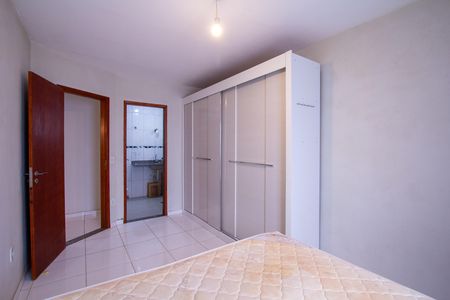 Casa à venda com 92m², 3 quartos e 2 vagas Casa à venda com 92m², 3 quartos e 2 vagasSuíte