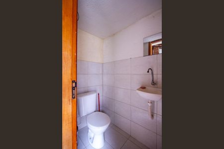 Casa à venda com 92m², 3 quartos e 2 vagas Casa à venda com 92m², 3 quartos e 2 vagasBanheiro de serviço