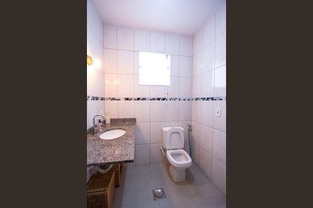Casa à venda com 92m², 3 quartos e 2 vagas Casa à venda com 92m², 3 quartos e 2 vagasBanheiro da Suíte