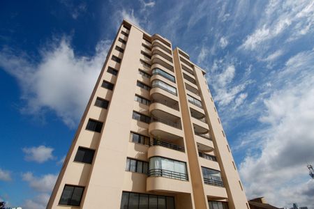 Apartamento para alugar com 90m², 2 quartos e 2 vagasFachada