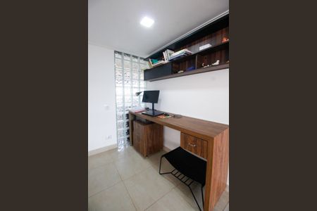 Apartamento para alugar com 90m², 2 quartos e 2 vagasEscritório