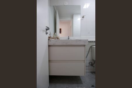 Apartamento para alugar com 90m², 2 quartos e 2 vagasBanheiro