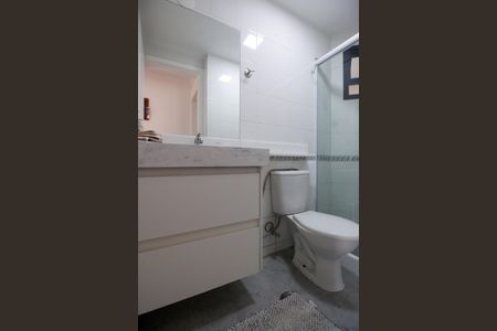 Apartamento para alugar com 90m², 2 quartos e 2 vagasBanheiro