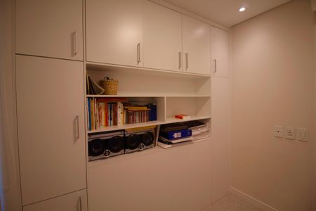 Apartamento à venda com 119m², 3 quartos e 2 vagasQuarto 3