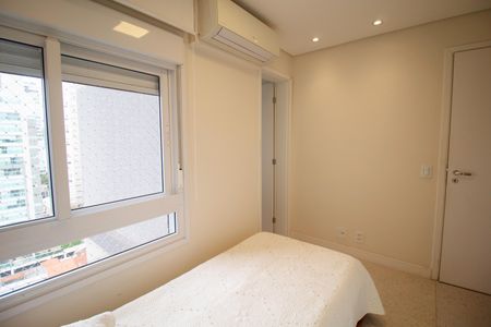 Apartamento à venda com 119m², 3 quartos e 2 vagasQuarto 2