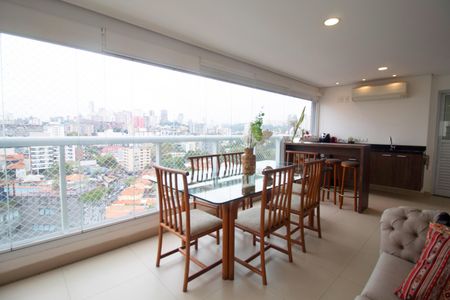 Apartamento à venda com 119m², 3 quartos e 2 vagasVaranda - Sala