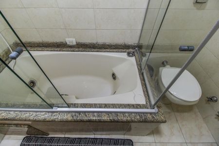 Casa de condomínio à venda com 360m², 4 quartos e 4 vagasBanheiro da Suíte 3