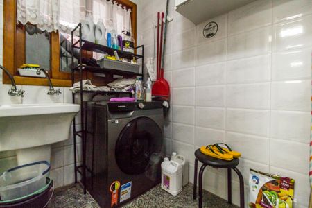 Casa de condomínio à venda com 360m², 4 quartos e 4 vagasÁrea de Serviço