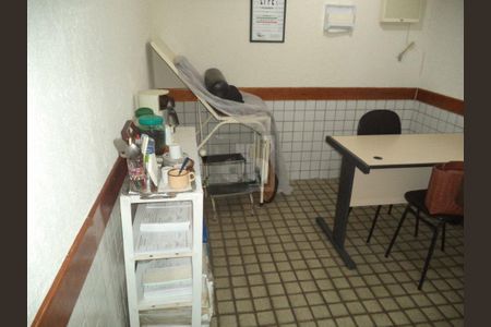 Casa à venda com 65m², 4 quartos e sem vaga