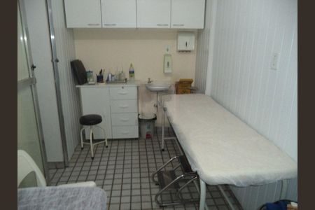 Casa à venda com 65m², 4 quartos e sem vaga