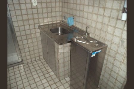 Casa à venda com 65m², 4 quartos e sem vaga