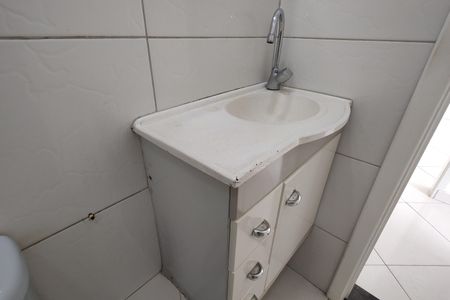 Apartamento à venda com 49m², 2 quartos e 1 vagaBanheiro Social