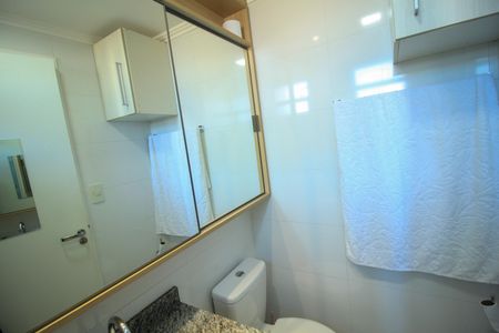 Apartamento à venda com 55m², 2 quartos e 1 vaga Apartamento à venda com 55m², 2 quartos e 1 vagaBanheiro da Suíte