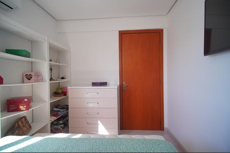 Apartamento à venda com 51m², 2 quartos e 1 vagaQuarto 1