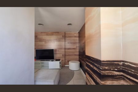 Apartamento para alugar com 63m², 2 quartos e 1 vaga Apartamento para alugar com 63m², 2 quartos e 1 vagaÁrea comum - Salão de festas
