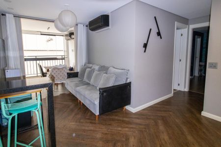 Apartamento à venda com 66m², 2 quartos e 1 vagaSala