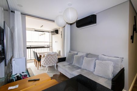 Apartamento à venda com 66m², 2 quartos e 1 vagaSala