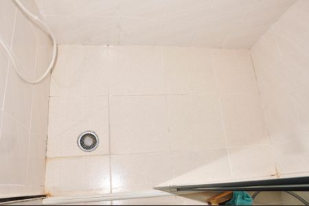 Apartamento à venda com 54m², 2 quartos e 1 vaga Apartamento à venda com 54m², 2 quartos e 1 vagaBanheiro Social