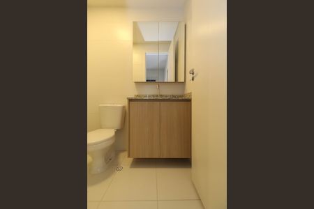 Studio para alugar com 28m², 1 quarto e sem vaga Studio para alugar com 28m², 1 quarto e sem vagaBanheiro da Suíte