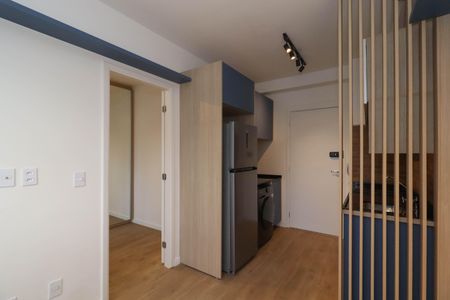 Studio para alugar com 28m², 1 quarto e sem vaga Studio para alugar com 28m², 1 quarto e sem vagaSala/Cozinha