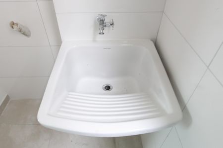 Apartamento para alugar com 40m², 2 quartos e sem vaga Apartamento para alugar com 40m², 2 quartos e sem vagaCozinha e Área de Serviço