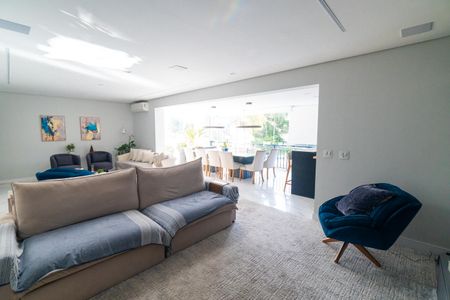 Apartamento à venda com 234m², 3 quartos e 4 vagasSala