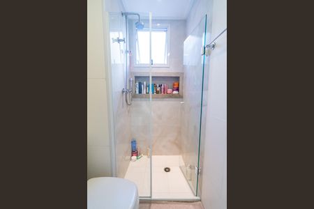 Apartamento à venda com 234m², 3 quartos e 4 vagasBanheiro da Suíte 2 Detalhe