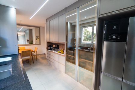 Apartamento à venda com 234m², 3 quartos e 4 vagasCozinha