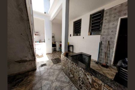 Apartamento à venda com 216m², 2 quartos e sem vaga