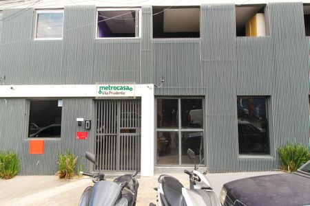 Apartamento para alugar com 33m², 2 quartos e sem vaga Apartamento para alugar com 33m², 2 quartos e sem vagaFachada