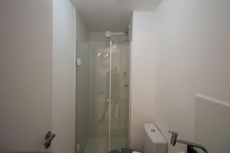 Apartamento para alugar com 33m², 2 quartos e sem vaga Apartamento para alugar com 33m², 2 quartos e sem vagaBanheiro