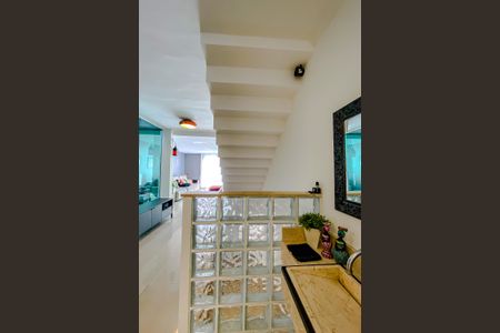 Casa à venda com 160m², 3 quartos e 4 vagasLavabo 2
