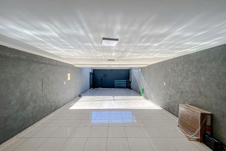 Casa à venda com 160m², 3 quartos e 4 vagasGaragem