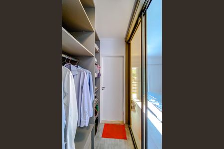 Casa à venda com 160m², 3 quartos e 4 vagasQuarto 3 - Suíte Closet 