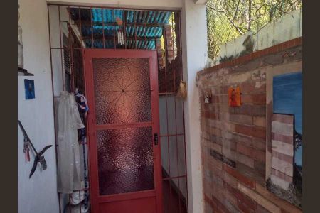 Casa à venda com 105m², 3 quartos e sem vaga